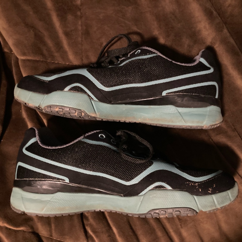 Kuru brand, size 9, blue and black, women’s athletic shoes - Picture 5 of 10